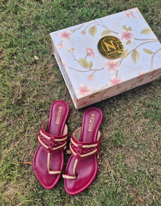 Maroon Kolhapuri